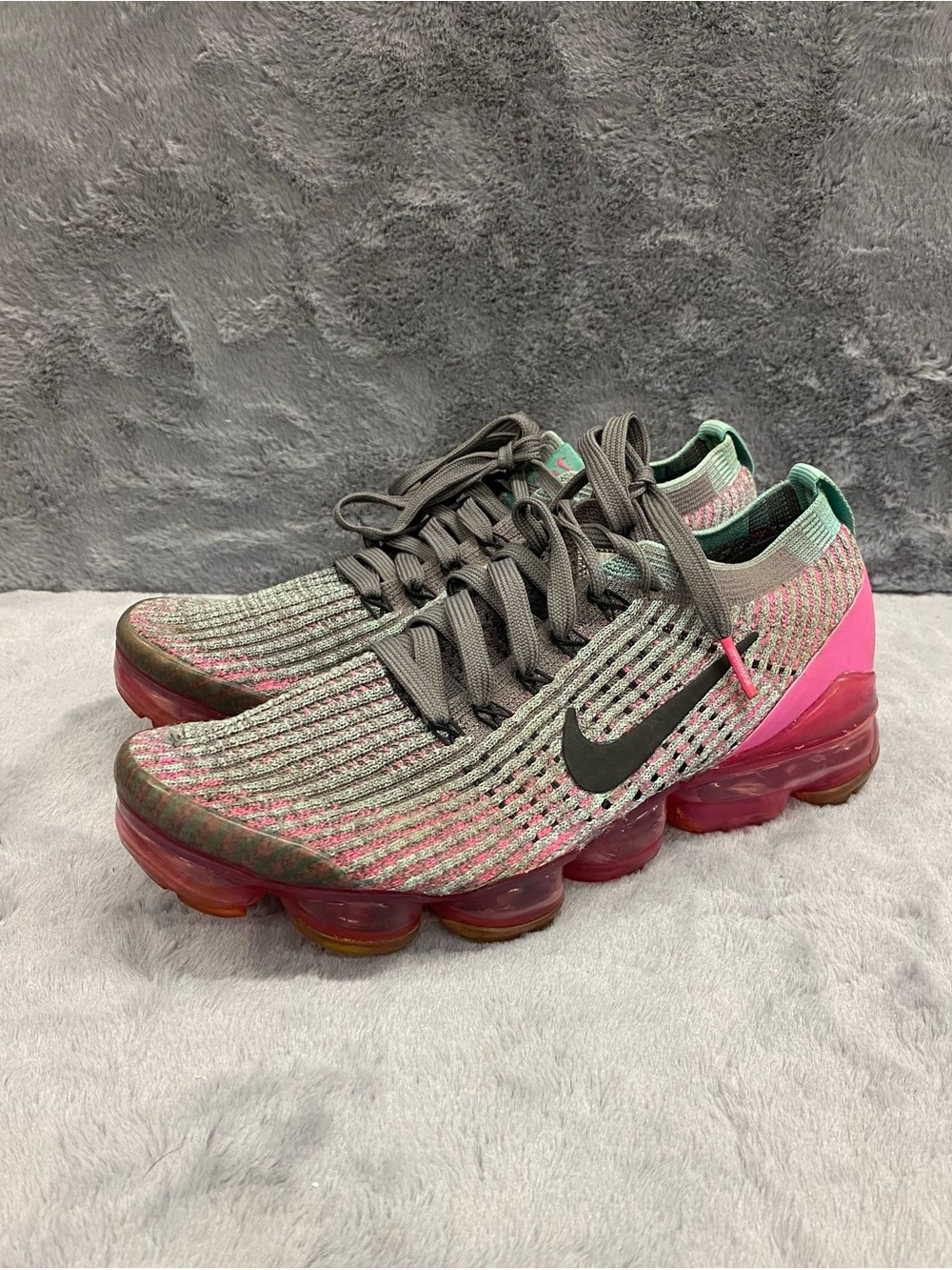 Nike Women's Air Vapor Max 3 Fly Knit Size 8